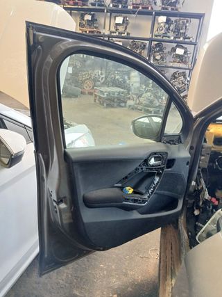 PUERTA DELANTERA IZQUIERDA PEUGEOT 2008