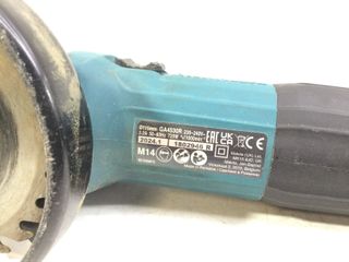 radial makita ga4530r
