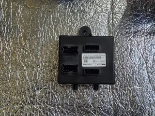 Módulo Confort Renault Trafic NV300