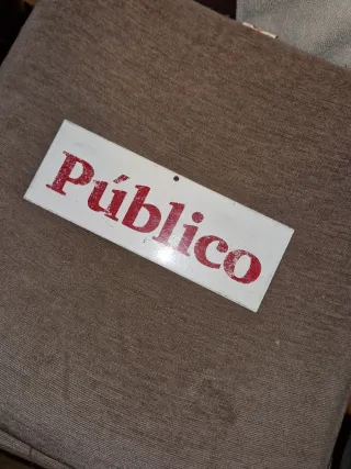 Rotulo metalico  #Público Vintage