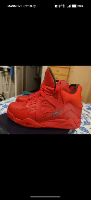Fila Cage Mid Rojas Talla 45.5 Nuevas