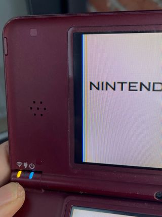 Nintendo DSi XL Viola