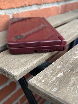 Nintendo DSi XL Viola