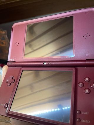 Nintendo DSi  XL Morado