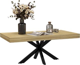 Mesa de Café en Estilo Industrial con Patas Cruzadas y Pies Antideslizantes, Mesa Baja de Madera y Acero, 110X60X45 Cm, Negro y Color Madera
