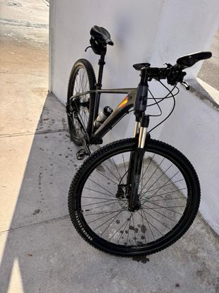 Bicicleta Pinarello Dogma F12 y Cube Acid 2019