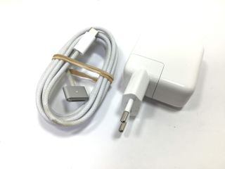 portatil apple apple macbook air m3 8-core 4.0 13 (8gpu) (2024) (a3113)