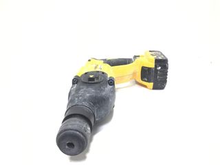 taladro a bateria dewalt 18v xr brushless