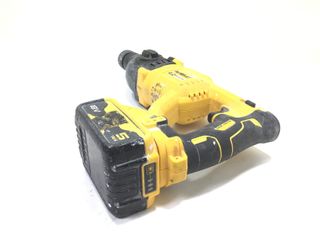 taladro a bateria dewalt 18v xr brushless