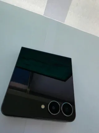 Samsung Galaxy Z Flip 7 512GB en garantía