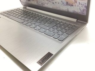 pc portatil lenovo 81w1