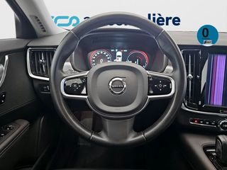 Volvo V90 T8 Momentum AWD Auto 287 kW (390 CV)