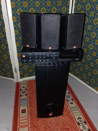 Sistema de Sonido JBL Subwoofer y Altavoces