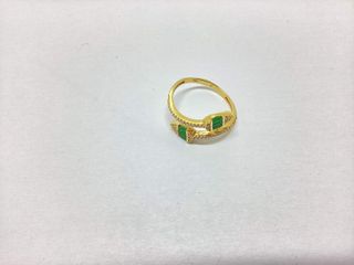 anillo oro 18k con piedra con circonita