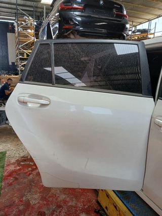 PUERTA TRASERA DERECHA TOYOTA VERSO (AUR2/ZGR2)