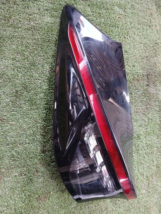 PILOTO TRASERO IZQUIERDO TOYOTA YARIS CROSS