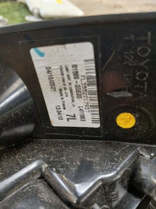 PILOTO TRASERO IZQUIERDO TOYOTA YARIS CROSS