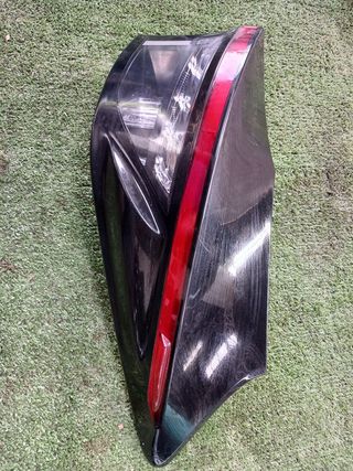 PILOTO TRASERO DERECHO TOYOTA YARIS CROSS