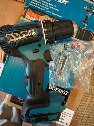 Taladro Makita DDF485Z 18V BL sin bat