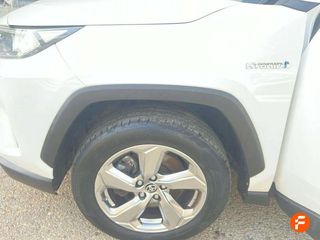 Toyota Rav4 2.5l 220H Advance 4WD