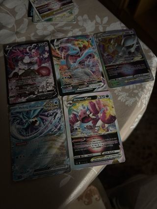 Lote Cartas Pokémon V/VMAX/VSTAR