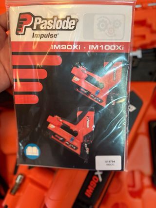 Clavadora Paslode IM90Xi Lithium Kit Completo