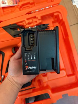 Clavadora Paslode IM90Xi Lithium Kit Completo