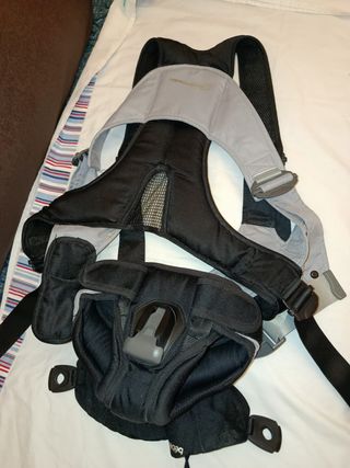 Mochila portabebés ergonómica