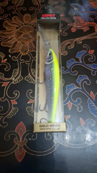 Lote 5 señuelos pesca Rapala Gold Miner