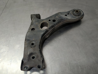 BRAZO SUSPENSION INFERIOR DELANTERO DERECHO TOYOT