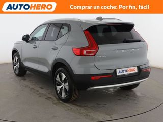 Volvo XC40 2.0 B3 Mild-Hybrid Core 2WD