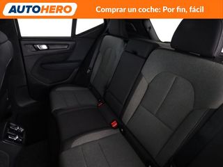 Volvo XC40 2.0 B3 Mild-Hybrid Core 2WD