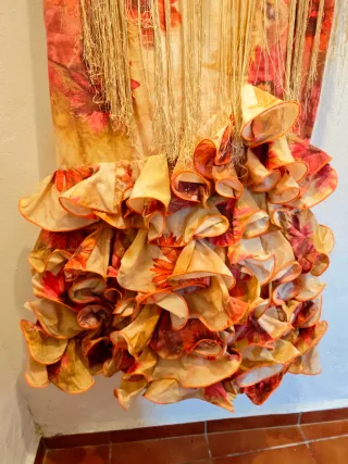 Traje Flamenca Estampado Beige y tonos calidos