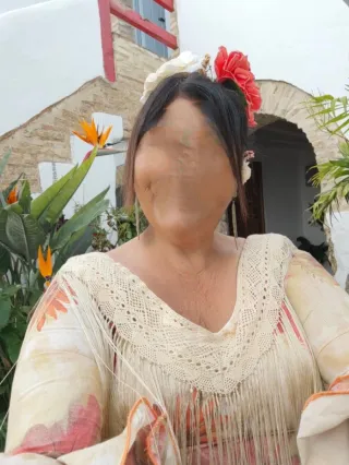 Traje Flamenca Estampado Beige y tonos calidos
