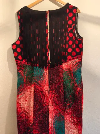 Traje Flamenca Estampado Sin Mangas.