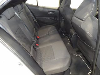 TOYOTA Corolla 1.8 125H BUSINESS E-CVT
