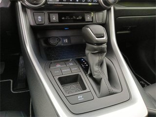 TOYOTA RAV4 Style