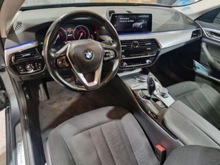 BMW Serie 5 530e iPerformance Berlina