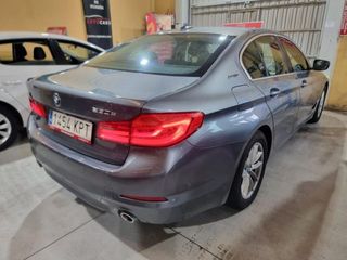 BMW Serie 5 530e iPerformance Berlina
