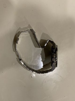 Reloj de pulsera plateado