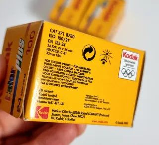 KODAK lote de 2 carretes de fotos 35mm NUEVOS