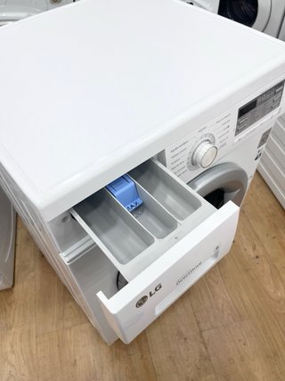 LAVADORA LG 7KG 1200RPM A+++. COMO NUEVO