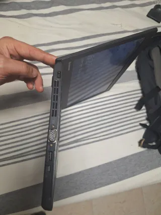 Portátil Lenovo ThinkPad Negro