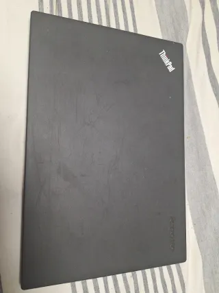 Portátil Lenovo ThinkPad Negro