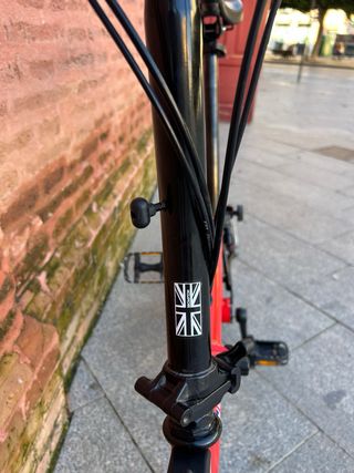 Bicicleta Brompton Black Edition Roja