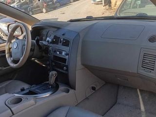 Bandeja trasera ssangyong kyron 200 xdi 467676