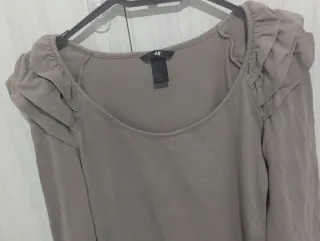 Top H&M tortora fango L cotone manica 3/4 volant