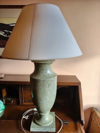 Hasta lunes 23: Aparador de madera, lacado en gris