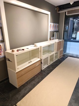 Mobiliario Tienda Ropa y Complementos alta gama