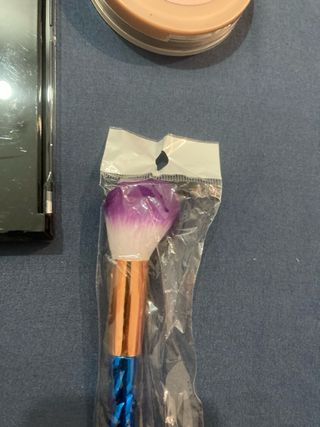 Lote Maquillaje Yes Love: Paleta, Bronzer y brocha